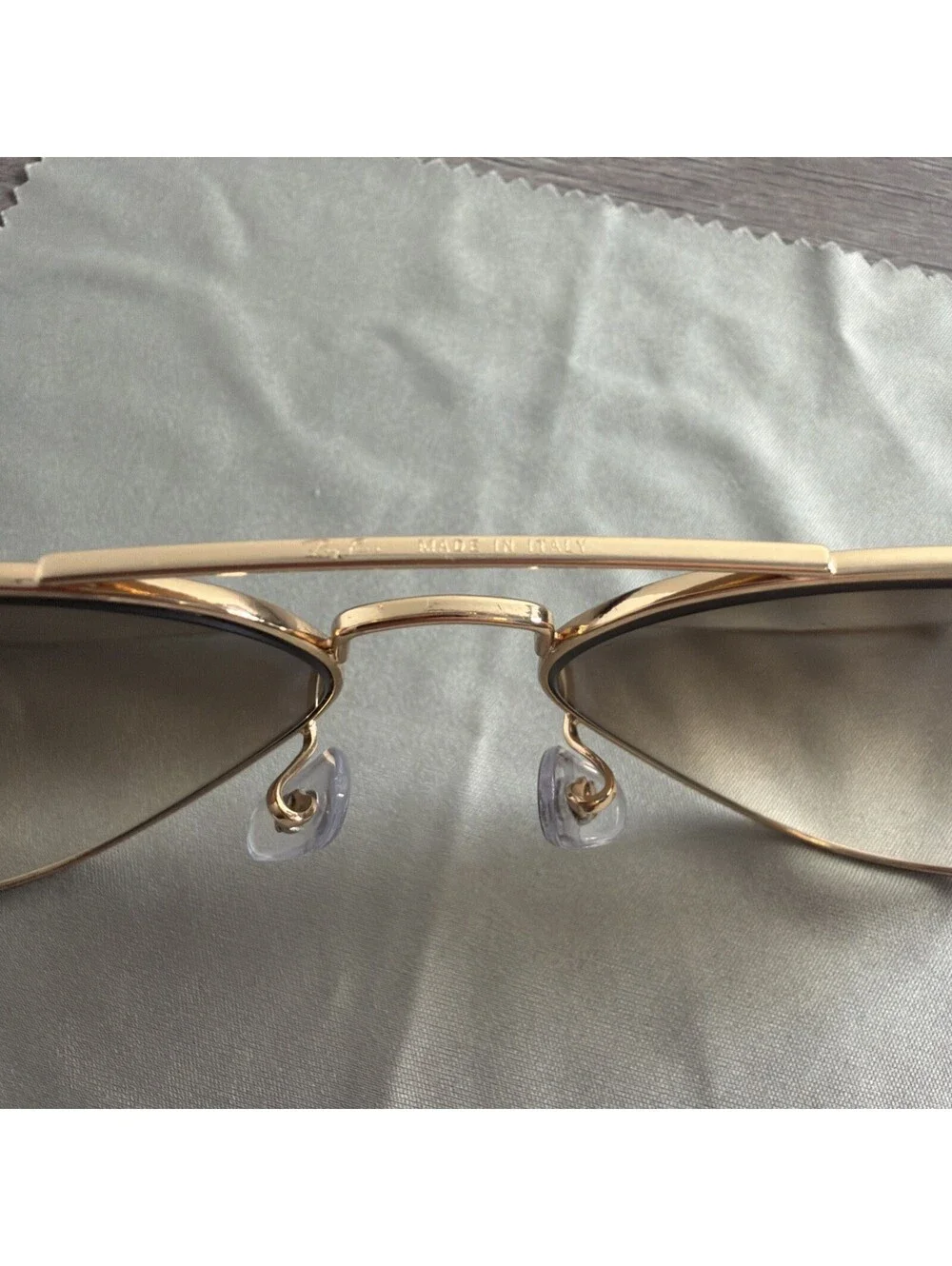 Ray Ban RB3025 001/51 Polished Gold/Brown Gradient Sunglasses 62-14-135